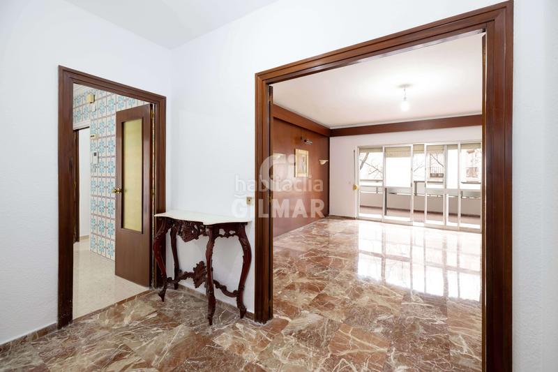 Foto 480500eb-28a7-43b2-a9e9-23c0b1efd82b. Appartamento con parcheggio in Plaza de Toros Jerez de la Frontera