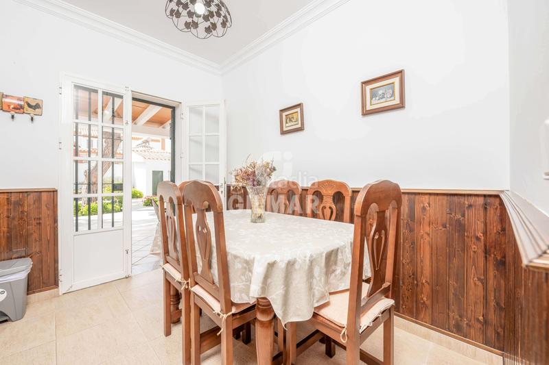 Foto 71843502-9a1d-4764-b395-adb18e8388fa. Chalet descubre este espectacular chalet independiente situado en la prestigiosa zona de La Barrosa, , un encla en Chiclana de la Frontera