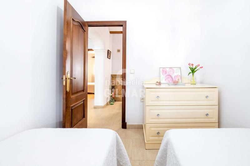 Foto f6a6d06a-647d-4742-985b-603f5d0dfada. Chalet descubre este espectacular chalet independiente situado en la prestigiosa zona de La Barrosa, , un encla en Chiclana de la Frontera