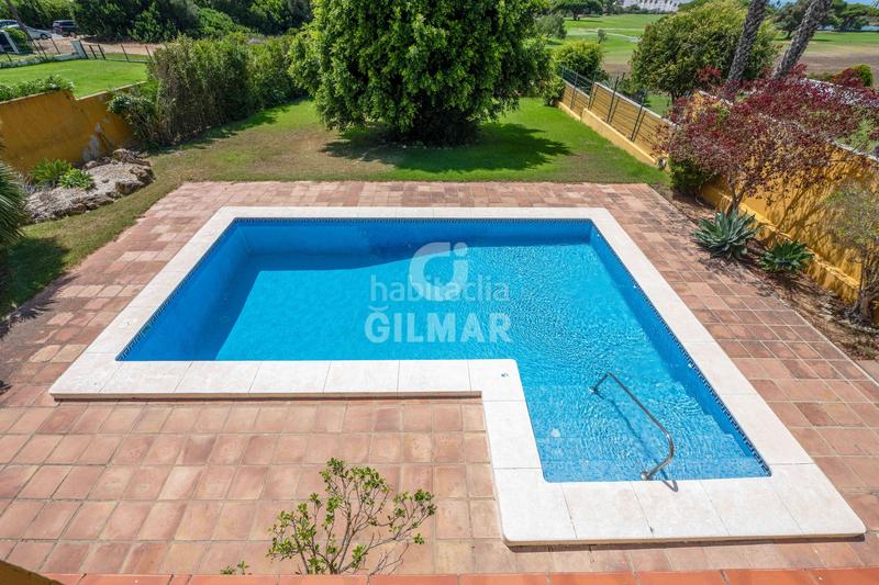 Foto 181c4b67-ee47-4997-8562-2f0de5a58fd4. Chalet avec chauffage parking piscine dans Novo Sancti Petri Chiclana de la Frontera