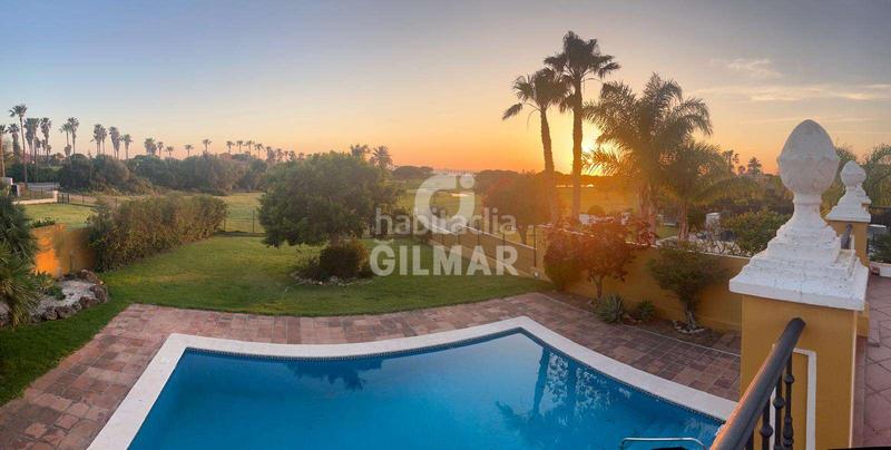 Foto 45555d75-7ac2-4ae7-8ceb-f2a4dcd683ff. Chalet avec chauffage parking piscine dans Novo Sancti Petri Chiclana de la Frontera