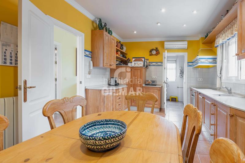 Foto 74750c5e-e4ab-47da-9cff-0d2938e36de3. Chalet avec chauffage parking piscine dans Novo Sancti Petri Chiclana de la Frontera