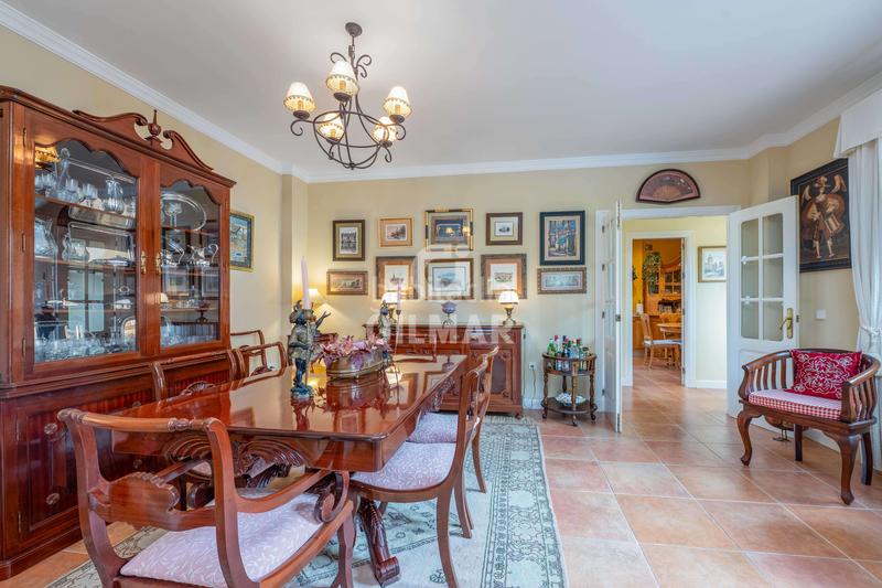 Foto bc8572ca-7f67-4fd2-9c52-9e8cd712766f. Chalet avec chauffage parking piscine dans Novo Sancti Petri Chiclana de la Frontera