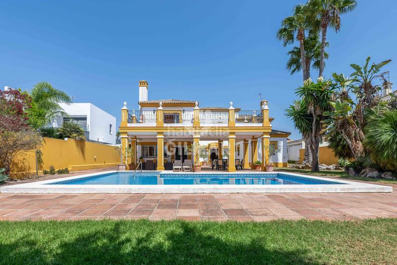 Foto e57ab121-3d09-40cc-8649-7c558d3cf2a2. Chalet avec chauffage parking piscine dans Novo Sancti Petri Chiclana de la Frontera