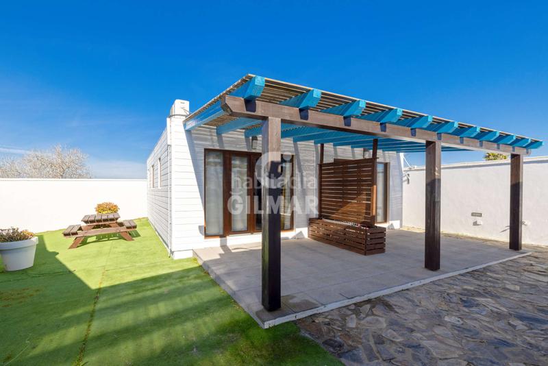 Foto 08e26402-4bf3-44d6-98e5-81a6fcfe8264. Chalet con riscaldamento piscina in Barrio Nuevo Conil de la Frontera