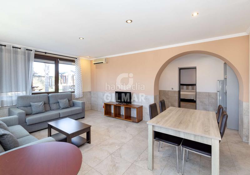 Foto 47610e0d-36fd-4c0c-92ca-27b2669140ef. Chalet con riscaldamento piscina in Barrio Nuevo Conil de la Frontera