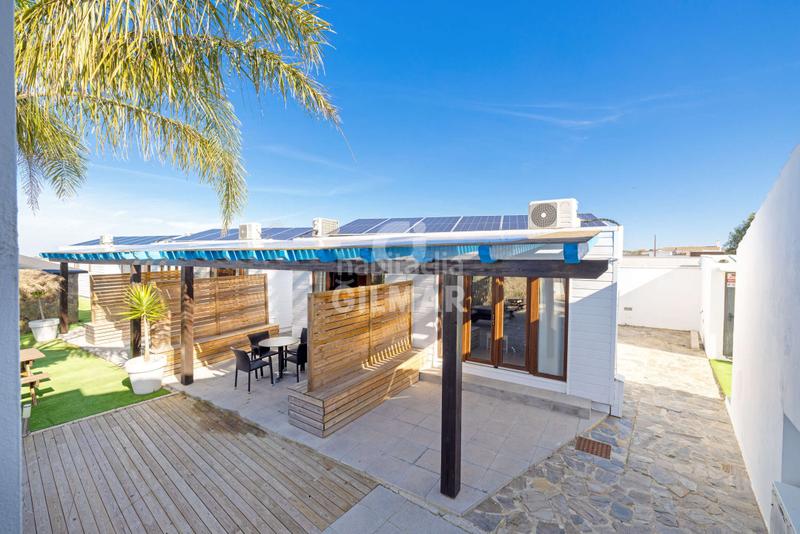 Foto 70b509de-db86-4613-9177-f83e63801c25. Chalet con riscaldamento piscina in Barrio Nuevo Conil de la Frontera
