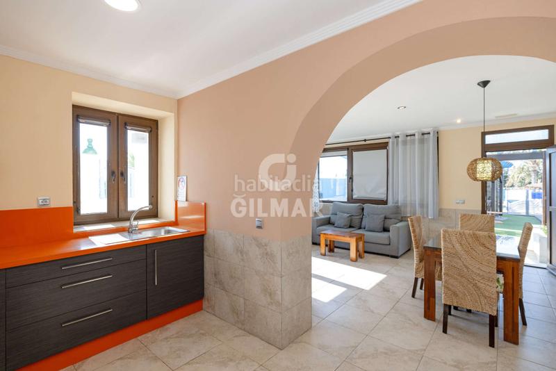 Foto abf4b273-5e3f-4679-ab89-77d45007302c. Chalet con riscaldamento piscina in Barrio Nuevo Conil de la Frontera