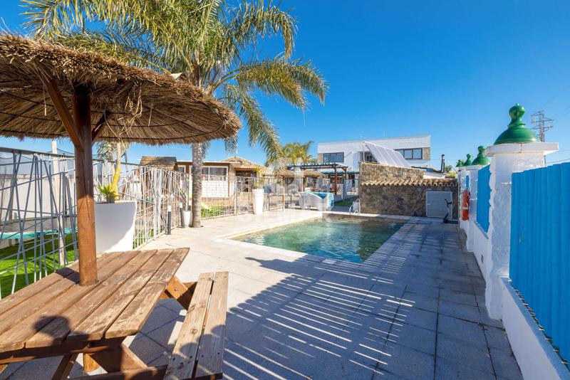 Foto be108a49-928f-4e58-b88c-1641714f5d4f. Chalet con riscaldamento piscina in Barrio Nuevo Conil de la Frontera