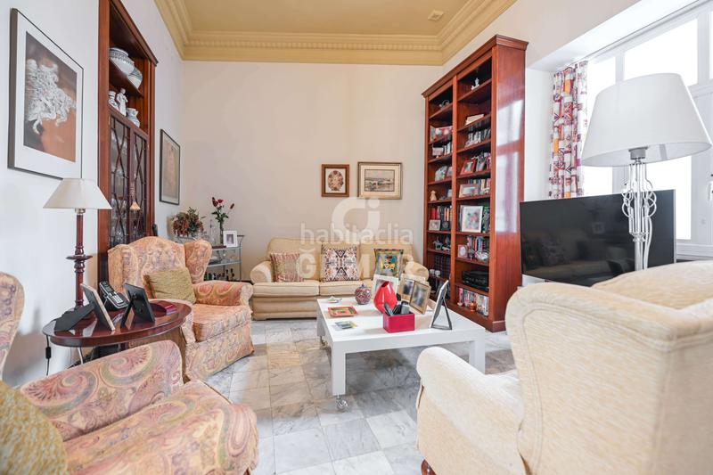 Foto 5618f60f-ebcf-43b0-aec7-64151f6d7c24. Flat with heating in Centro Histórico Cádiz