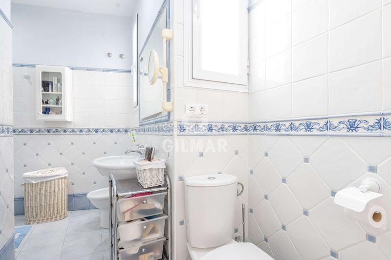 Foto 5ddd4bb0-7644-475d-b84e-26ffb055047b. Flat with heating in Centro Histórico Cádiz