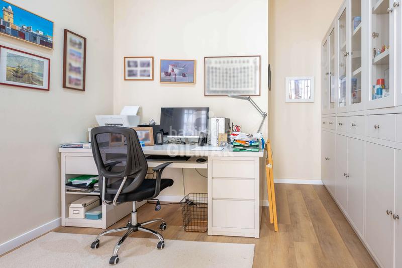 Foto ee3c070c-429b-4a82-829e-a2f30822924e. Flat with heating in Centro Histórico Cádiz