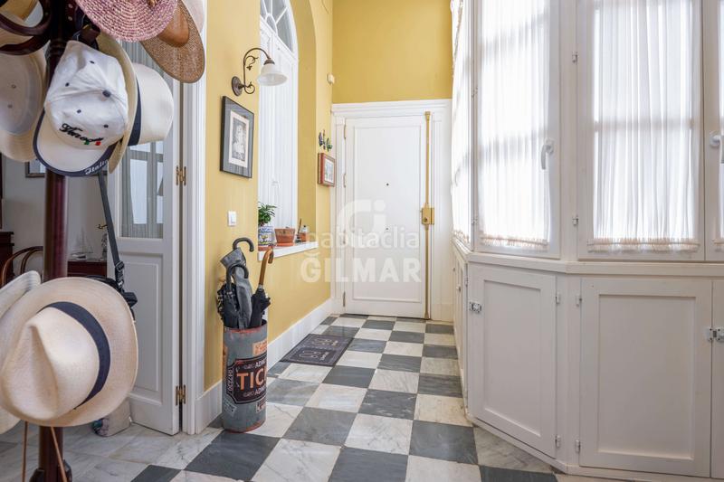 Foto f7a832a5-9d42-4883-9d90-4359fbb8de64. Flat with heating in Centro Histórico Cádiz