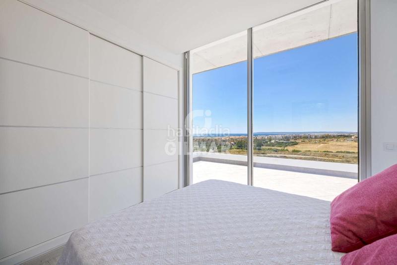 Foto b23f376d-6efe-4285-97e6-dfa896775fe1. Chalet avec chauffage parking piscine dans Atlanterra Zahara de los Atunes