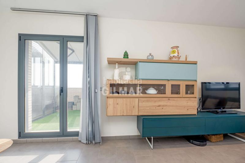 Foto 48f53118-4a90-48f2-a91e-cf3aaf0b5af1. Attique avec chauffage parking dans Paseo Marítimo - San José - La Laguna Cádiz