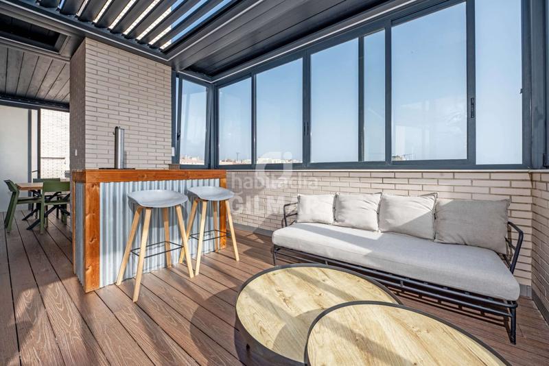 Foto b3b07dcd-6d8d-4add-a0c4-670e6c709a3e. Attique avec chauffage parking dans Paseo Marítimo - San José - La Laguna Cádiz