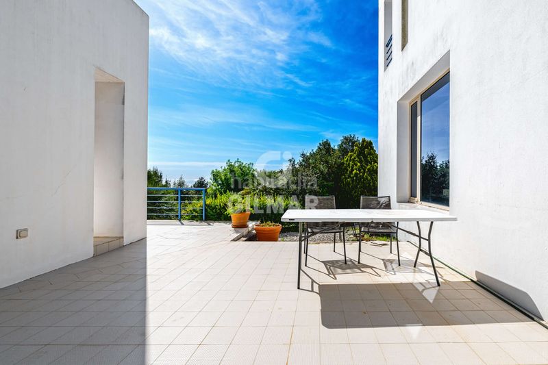 Foto 9c77fd9d-80b9-4c03-8e54-ab8982440e93. Xalet amb calefacció a El Cuartón - El Bujeo Tarifa