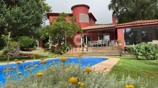 Chalet à El Cuartón - El Bujeo. Descubre este exclusivo chalet independiente en tarifa, una joya