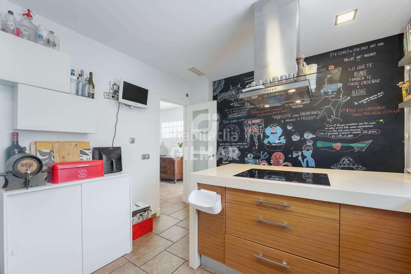 Foto 394dc107-68e1-49f2-a2ba-9a3730b0fad8. Chalet avec chauffage piscine dans Los Gallos Chiclana de la Frontera