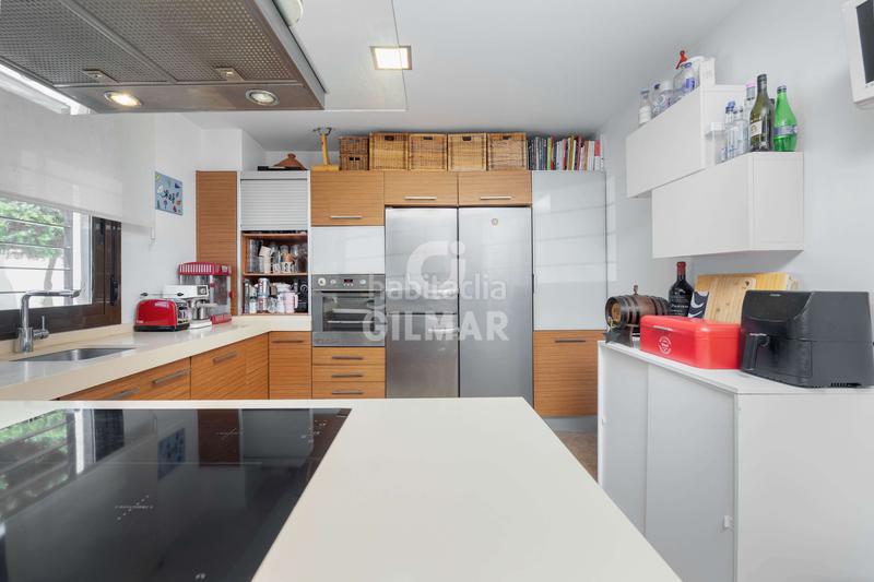 Foto e36c0bb8-ef2a-4703-87fe-a89d48cec34a. Chalet avec chauffage piscine dans Los Gallos Chiclana de la Frontera