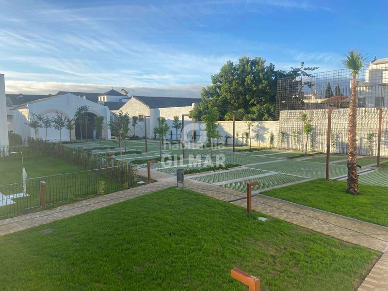 Foto 3dbd5820-2f73-404b-8954-dc9211650f47. Doppelhaus mit heizung pool in Centro Puerto de Santa María (El)