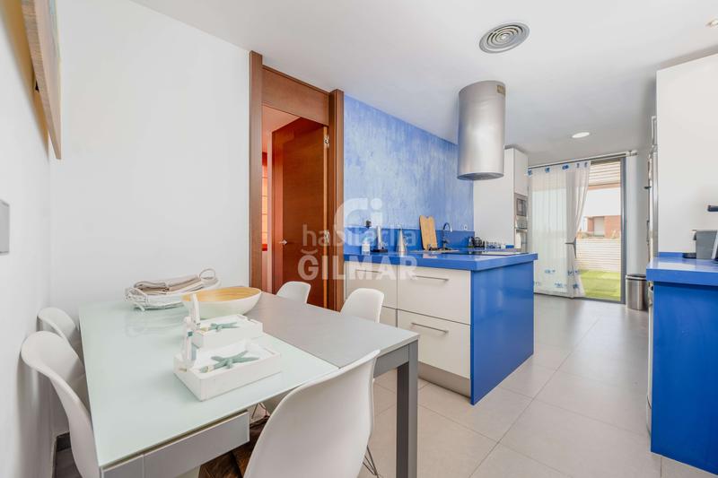 Foto 932e04c0-5ab2-428b-907f-b53f115539a0. Duplex avec chauffage parking piscine dans Vistahermosa Puerto de Santa María (El)