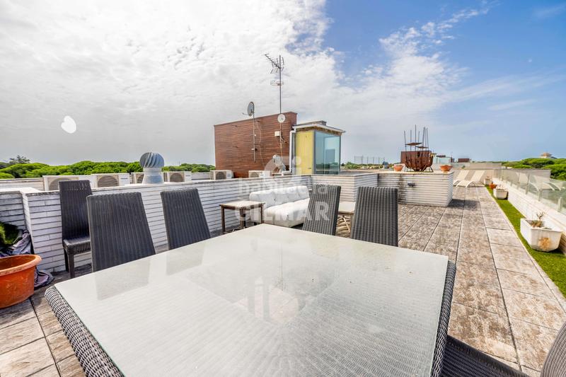 Foto d1eaeef8-4ef9-4e0b-bbcc-b7bd50ced377. Duplex avec chauffage parking piscine dans Vistahermosa Puerto de Santa María (El)