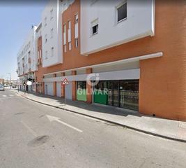 Geschäftsraum in La Banda - Campo de Fútbol. Se ofrece este gran local en rentabilidad con una excelente ubic