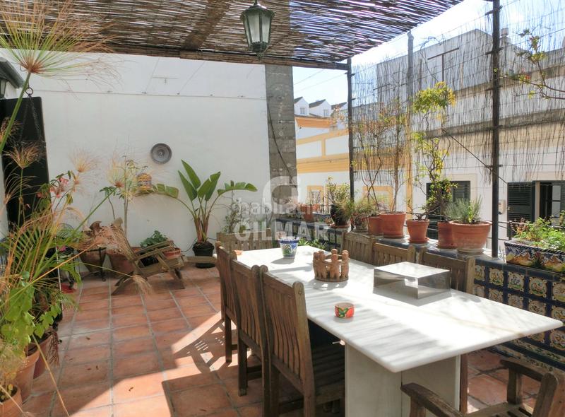 Foto f92b851f-4b51-4e95-b607-339f9f934270. Doppelhaus mit heizung in Centro Puerto de Santa María (El)