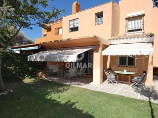Casa aparellada a Vistahermosa. Chalet pareado en vistahermosa de 193 m con jardín de 192 m repa