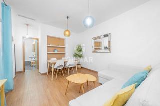 Ground floor in La Caleta - La Viña. Descubre un apartamento excepcional en pleno centro histórico de