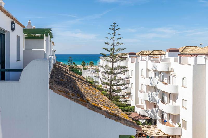 Foto d38c67a9-fd50-479c-9da2-60c7b53c3bf9. Penthouse with heating parking pool in Atlanterra Zahara de los Atunes