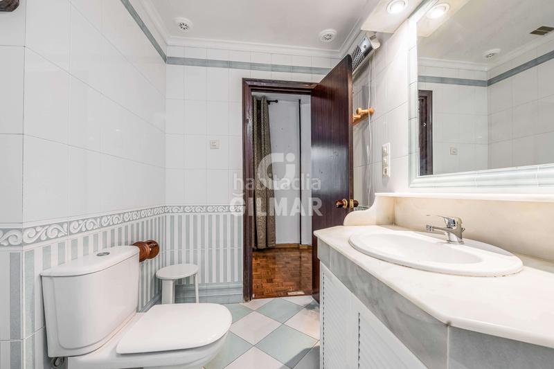 Foto 1e14cbac-3b4e-4110-a076-9a5f87b4cf64. Piso exclusiva vivienda en bahía blanca, amplitud, luz y ubicación junto al marespaciosa vivienda de 200 m útiles situada en bah en Cádiz