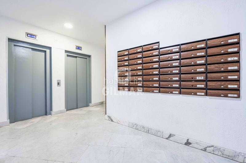 Foto 1f06f263-096e-48c6-a47e-211905f0afda. Piso exclusiva vivienda en bahía blanca, amplitud, luz y ubicación junto al marespaciosa vivienda de 200 m útiles situada en bah en Cádiz