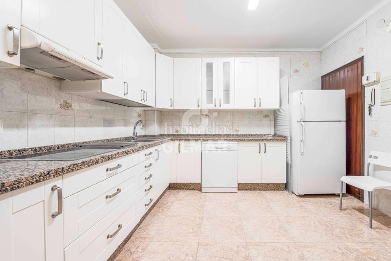 Foto 381ed9d6-f93f-4a5d-a934-763b9c1fcba2. Piso exclusiva vivienda en bahía blanca, amplitud, luz y ubicación junto al marespaciosa vivienda de 200 m útiles situada en bah en Cádiz