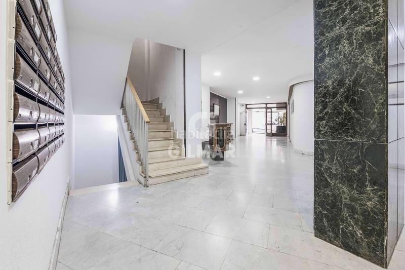 Foto f11e3485-d33f-408d-9378-338dc8c6e710. Piso exclusiva vivienda en bahía blanca, amplitud, luz y ubicación junto al marespaciosa vivienda de 200 m útiles situada en bah en Cádiz