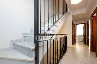 Casa adossada a Valdelagrana. Descubre este chalet adosado ubicado en la playa de valdelagrana