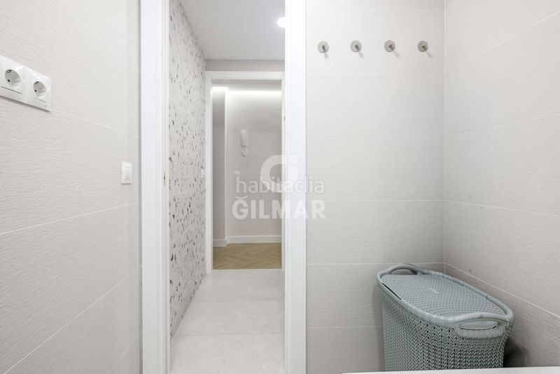 Foto 3e8a703d-4120-45e3-8291-53eb0ed38ec7. Pis amb calefacció a Centro Histórico Cádiz