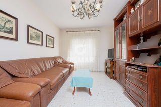 Piso en El Pópulo - Santa María. Este piso de tres dormitorios en el centro histórico de cádiz, c