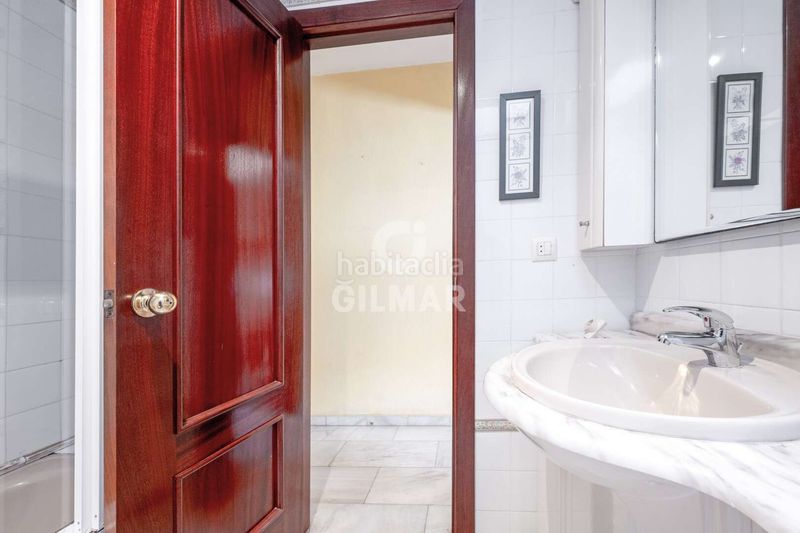 Foto 80db9fbd-e129-4145-9543-aa1ef7a4bb06. Casa aparellada a Paseo Marítimo - San José - La Laguna Cádiz