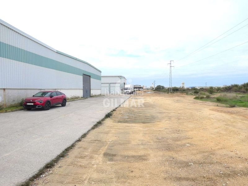 Foto abc2610d-ee50-48e8-91f7-30a908c4c6c0. Nau industrial a Villanueva Golf Puerto Real