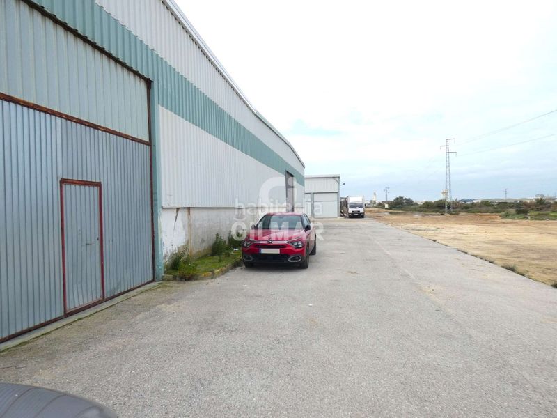 Foto c8e3692c-6cc6-431e-ad0f-3dab7bf65980. Nau industrial a Villanueva Golf Puerto Real