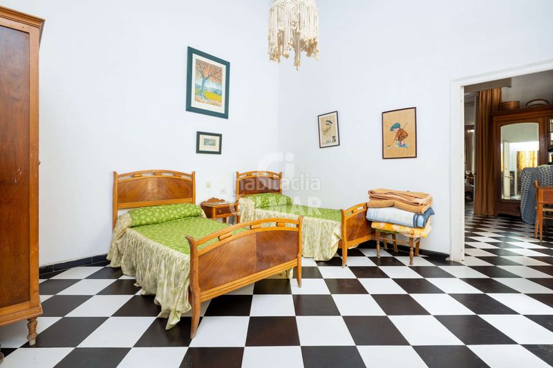 Foto 02abe2a5-a1e5-4aa1-985d-4c38182c2126. Casa adossada amb calefacció a Hornos Púnicos San Fernando