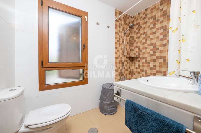 Foto 4f0ebc69-4089-402c-b95d-4e4065271e4e. Casa adossada amb piscina a Las Lagunas - Campano Chiclana de la Frontera