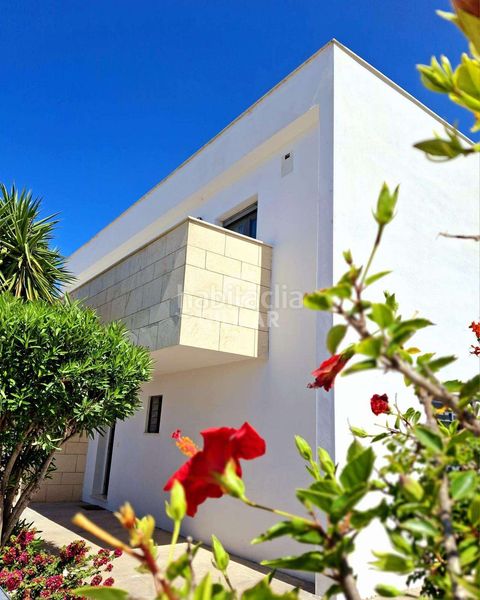 Foto ca63aea3-3859-4472-9ce0-876c3d413150. Xalet amb piscina a Conil Conil de la Frontera