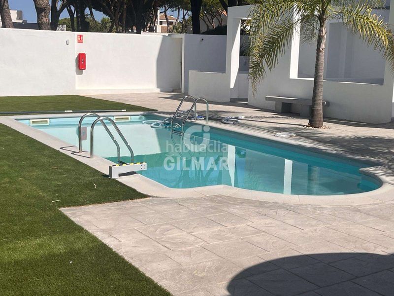 Foto 8d649924-8851-459a-b95b-4feffc6d8fdf. Dúplex amb aparcament piscina a Los Caños de Meca Barbate