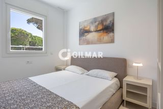 Pis a La Barrosa. Descubre este magnífico apartamento ubicado en una de las zonas