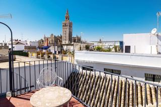 Casa adossada a Alfalfa - Santa Cruz. Presentamos una magnífica oportunidad de inversión en el corazón