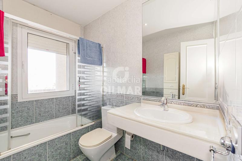 Foto ff15501e-5ec7-412b-8e4a-eb66ac2c88f9. Chalet avec chauffage parking piscine dans La Motilla - Fuente del Rey Dos Hermanas