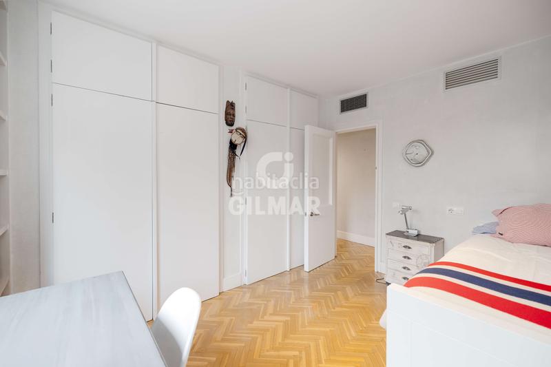 Foto d678e7bc-c01c-4b98-8022-2309670bece4. Etagenwohnung mit heizung parking pool in El Porvenir Sevilla